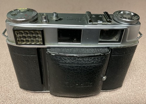 Antique Kodak Retina IIIC Camera Big C 35mm Film 50mm Schneider Xenon f2 Lens - Picture 5 of 17