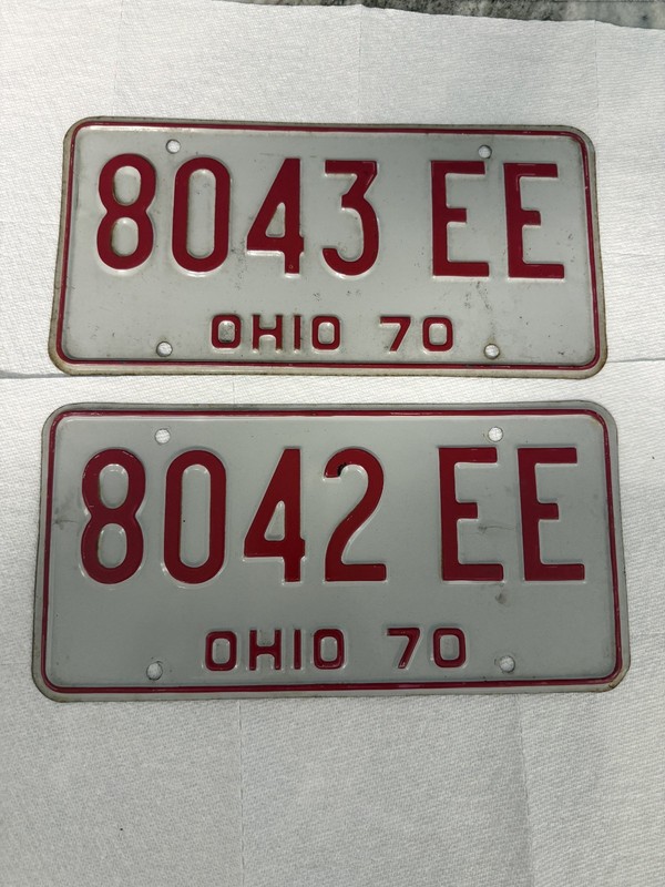 Vintage 1970 Ohio License Plate Tag Matching Pair 2 Piece Lot Tag Number 8042 EE