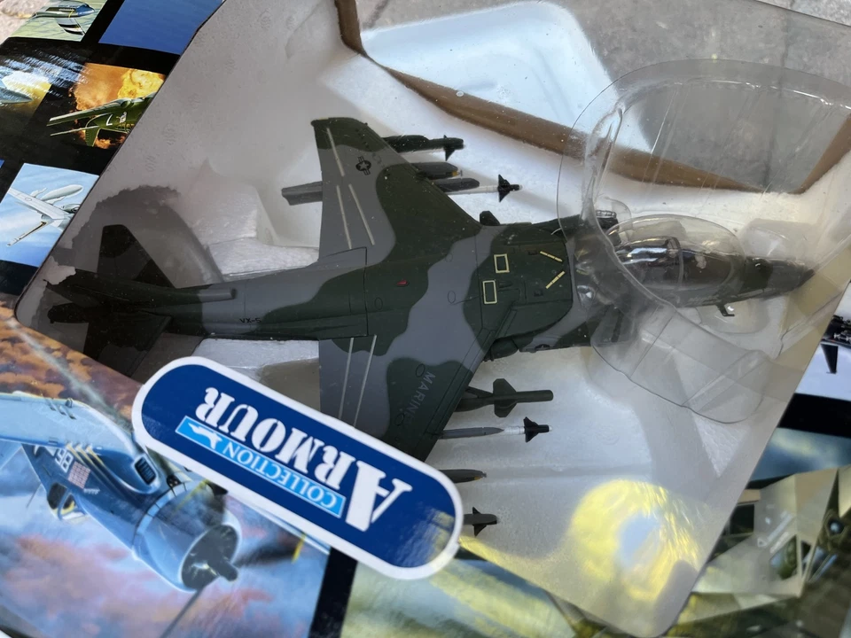 FRANKLIN MINT, AV8 HARRIER, NIGHT ATTACK, "B11E365, 1:48. - Image 3 of 4