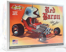 Atlantis Tom Daniel Red Baron Show Rod W/ Trading Card 1:24 Model Kit M6740