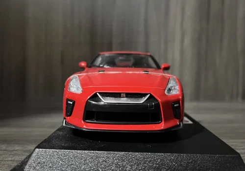 Bburago 1:24 Red JDM 2017 GTR R35 Racing Sports Model Diecast Metal Car - Picture 5 of 13