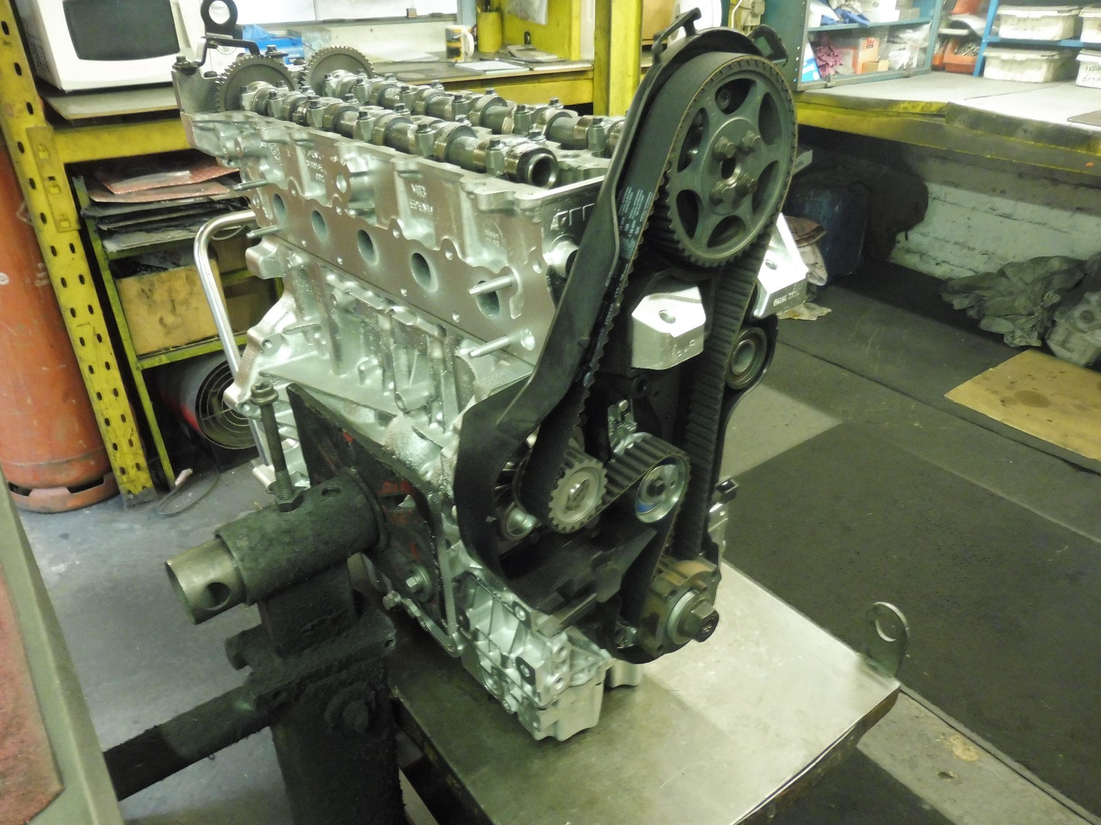 Двигатель volvo d5244t15