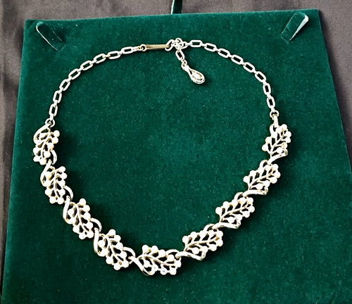 Vintage Statement 70's 80's Choker Style Necklaces Choose from Bundle - Picture 10 of 53