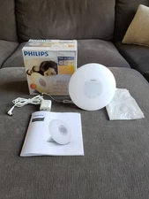 Philips Wake Up Light HF3505 Sunrise Simulation White Noise Radio