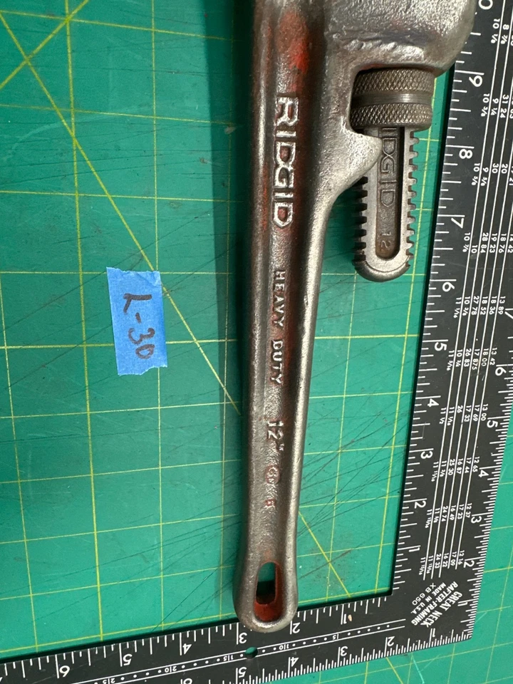 Vintage 12" Long Ridgid Heavy Duty Adjustable Pipe Wrench, Made In USA - Image 4 of 4