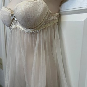 Victoria's Secret Sexy Little Things Babydoll Top 34B Ivory Lace Lingerie Bridal