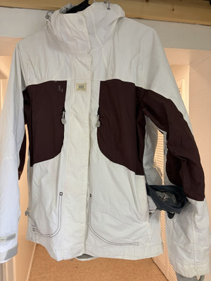 Helly Hansen Women s Ski Jacket White Brown Zip Hooded Insulated Size M