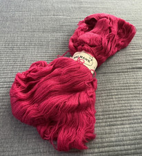 Big Hank Made In Holland LWS Veenendaal 1200 Yds 1 Hank Fushia Yarn