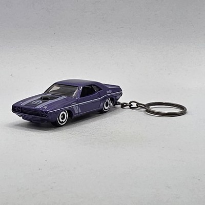 1970 70 DODGE CHALLENGER  - Hot Wheels Custom Keychain Zipper Pull