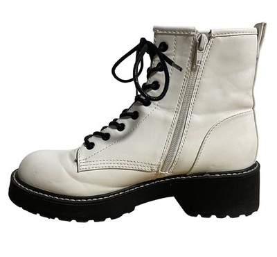 Madden Girl Womens Carra Lug Sole White Ankle Boots Size 8.5 Boho Punk Grunge