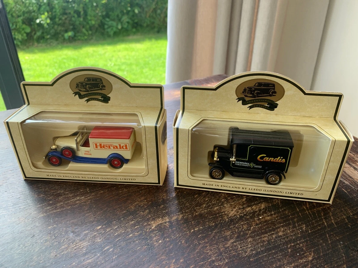 Diecast top model vans