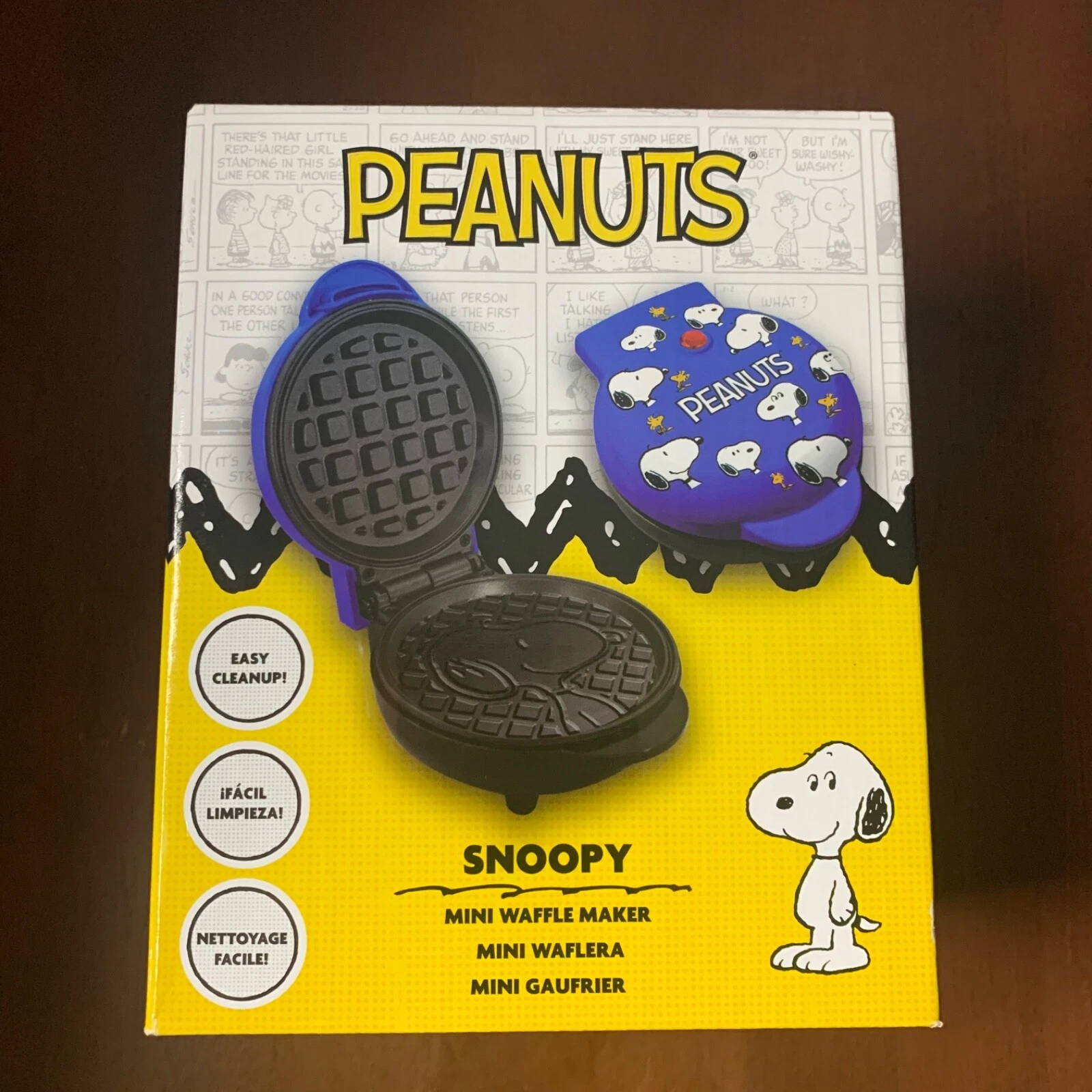 Peanuts Snoopy Mini Waffle Maker