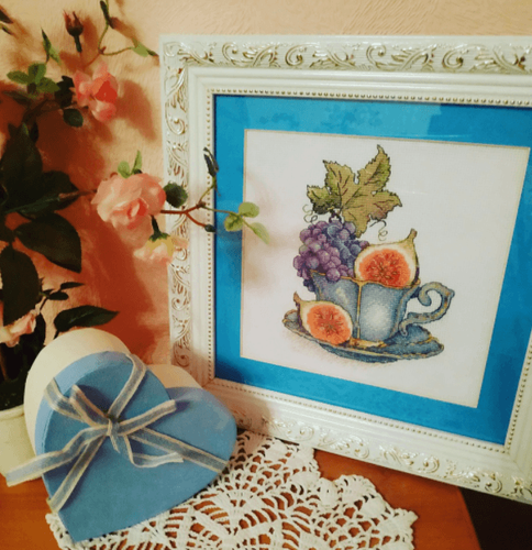 Grapes & Fig SM-605 MP Studia Counted Cross-Stitch Kit - Picture 4 of 4