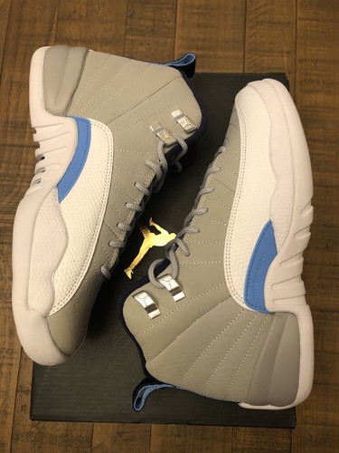 Air Jordan 12 Retro BG UNC Wolf Grey University Blue GS size 4 Youth 153265 007 - Picture 7 of 9
