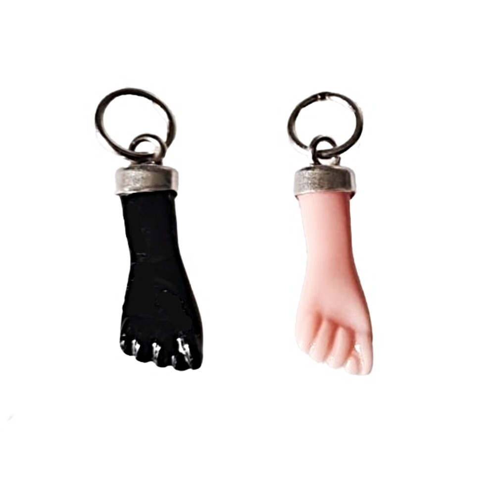 Colgante Charm Higa O Figa Protectora 1,5 Cm – Plata De Ley 925 Con Mosquetón Y Estuche – Amuleto Contra El Mal De Ojo
