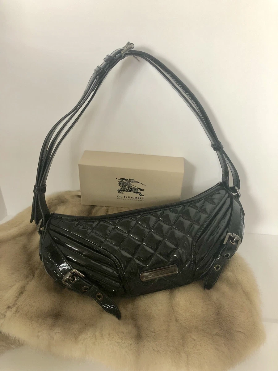 Burberry patent deals leather purse