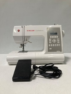 Singer Confidence 7470 Sewing Machine Untested