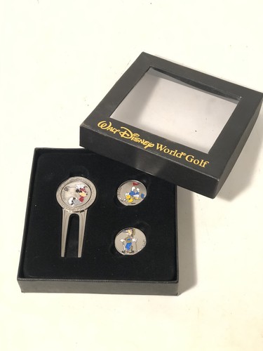 Walt Disney World Golf Divot Tool & Ball Marker Set - Mickey, Donald, Goofy - Picture 9 of 12