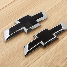 2018 -2024 Chevrolet Traverse Bowtie front Grille Chrome Emblem 23165730 OEM