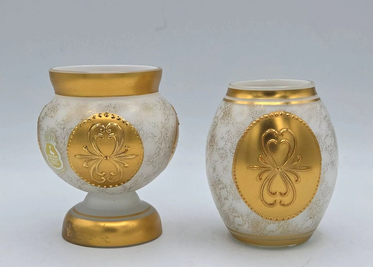 Czechoslovakia Vase In Antique Ceramic & Porcelain Vases for sale
