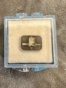 Vintage Hercules, Inc. 10k Gold 10 Year Service Award