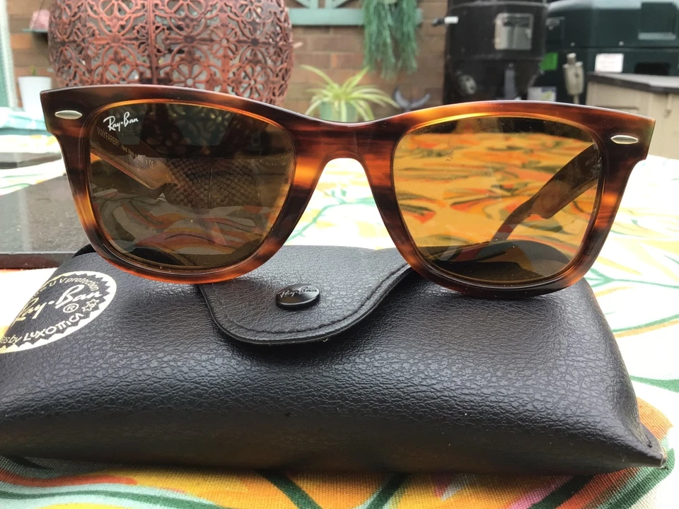 Ray-Ban RB4105 710/51 50-22 2N Folding Wayfarer Classic Light Havana Sunglasses, photo 2 of 2