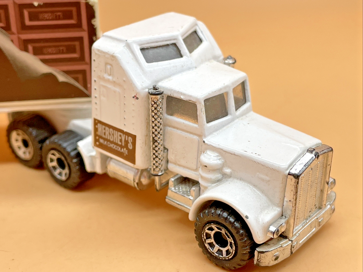 Vintage Matchbox Streak Racing Slot Car Set Loop Race Game S-400