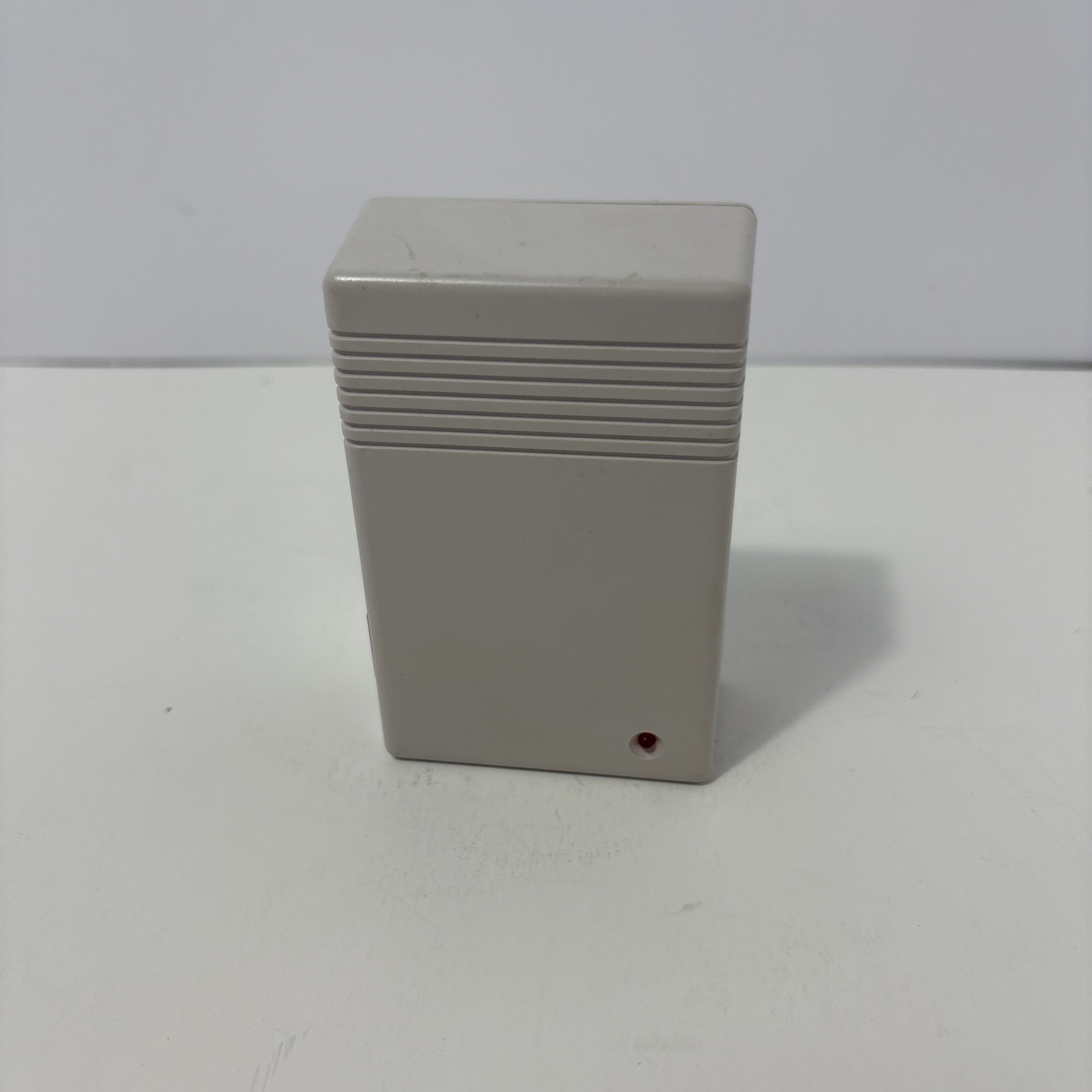 Westek Model RFA-110 Indoor Wireless Remotely Operated Switch Receiver Only 