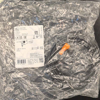 ifm EVC165 Connector Cable 4-Pin AWG 22 Black Orange Wire Mounting Type