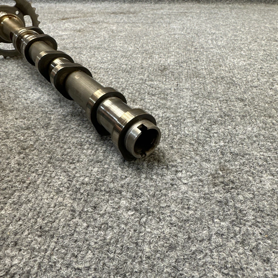 2014-2016 AUDI S4 S5 SQ5 CTU eixo de comando de escape do motor lado do passageiro 06E109102BF - Imagem 2 de 4