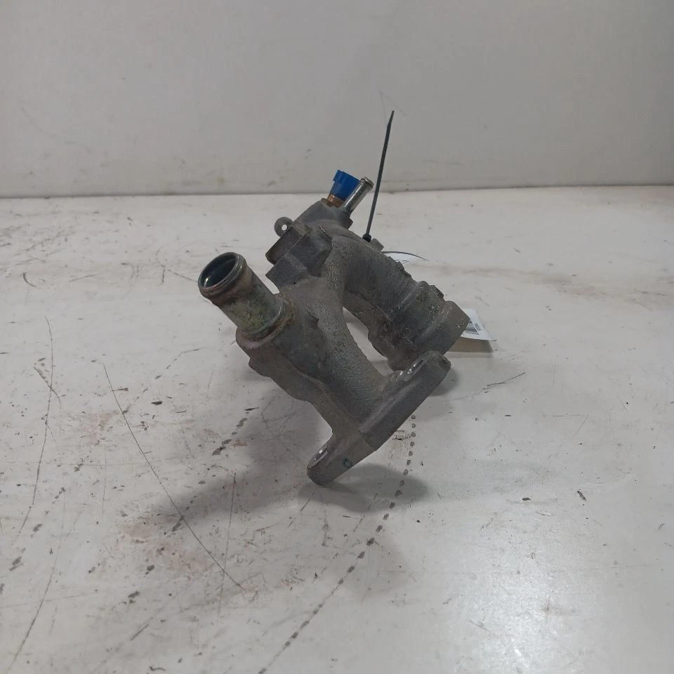 INFINITI QX50 Coolant Line Crossover Pipe 2017 2016 2015 2014 - Image 3 of 4