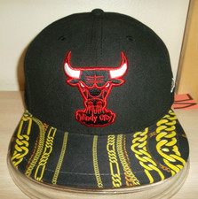 CHICAGO BULLS BASEBALL CAP/HAT-NEW ERA 59FIFTY SZ 7 3/8" BLACK-RED/CHAINS/NOS