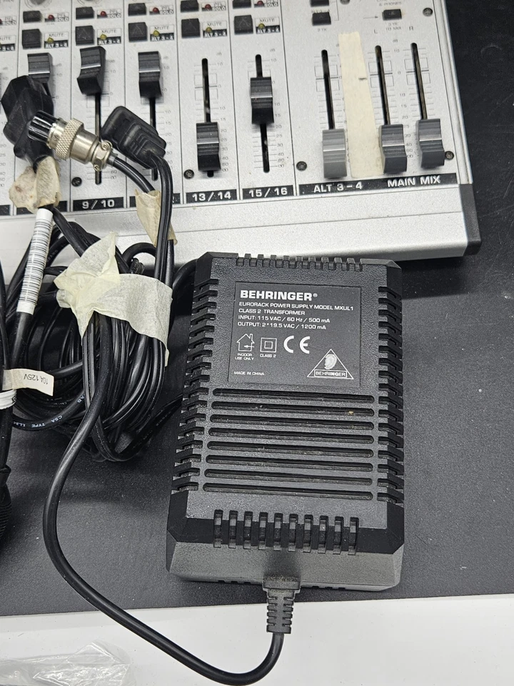 Behringer Eurorack MX2004A 20-Channel Mixing Console Professional Audio Mixer. - Image 2 of 4