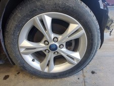 Wheel 16x7 Alloy 5 Double Spoke Painted Fits 12-14 Focus 414702 Wheel 16x7 Alloy 5 Double Spoke Painted Fits 12-14 Focus 414702