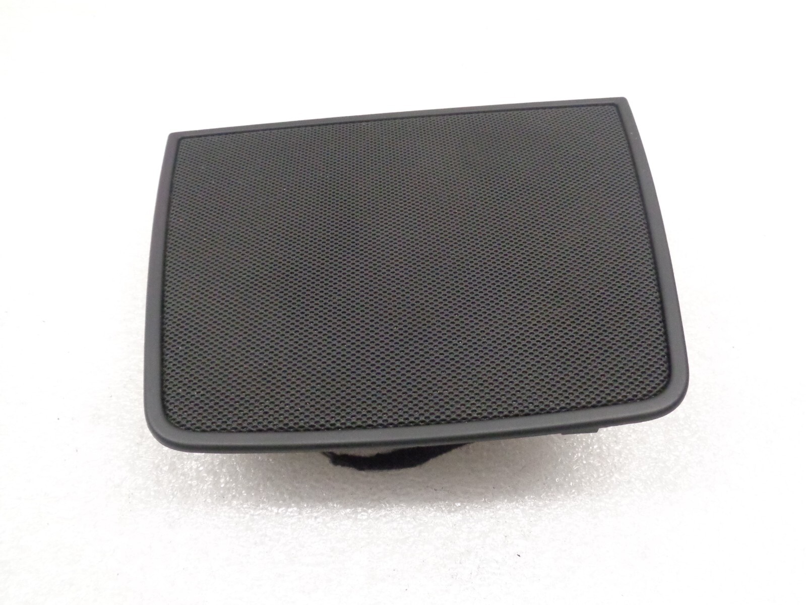 2014-2017 Maserati Ghibli Dash Center Tweeter Speaker Grille Cover OEM AK2308309