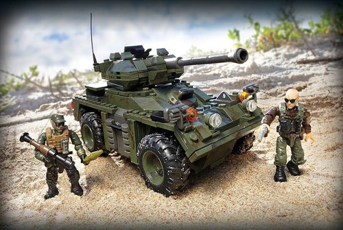 Mega Bloks Call Of Duty APC Invasion - Picture 11 of 13