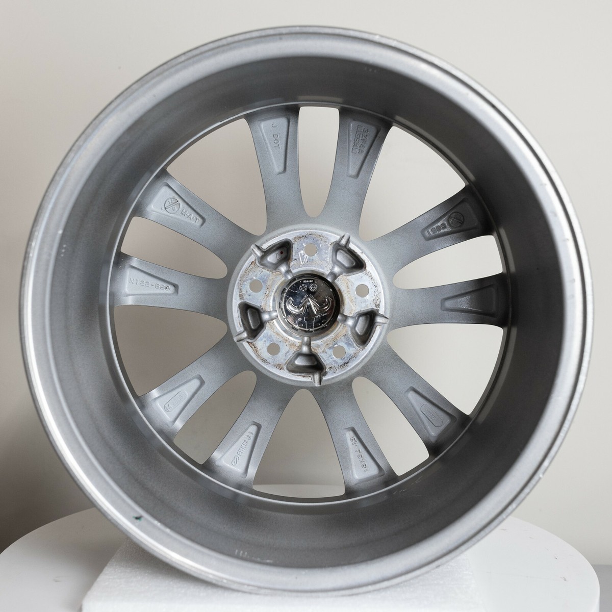 qhurk　FVVO37 INFINITI Q70 18X8.0 OEM WHEEL RIM 73777 FACTORY HYPER SILVER