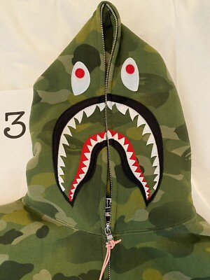 【NANA様】GRADATION CAMO SHARK HOODIE NWT BAPE GRADATION CAMO SHARK LONG ZIP HOODIE LADIES Size Small