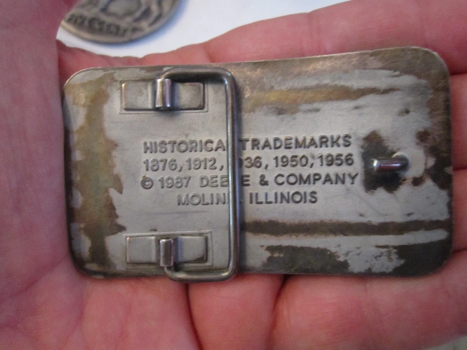 John Deere 1987 hebilla de cinturón - metal - pesado - 3 1/2" x 2" - se adapta a 1 3/4" - SC-2 Foto 2 de 2