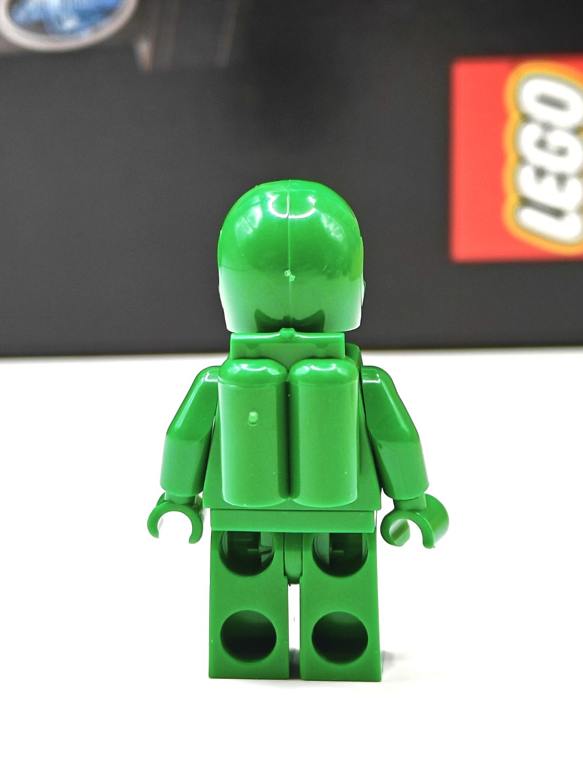 NEW Green Classic Spaceman with Air Tanks Custom Lego Minifigure | eBay