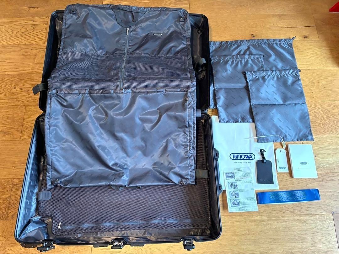 Rimowa Topas Stealth 98L Black 4-wheels Carry Case Suitcase