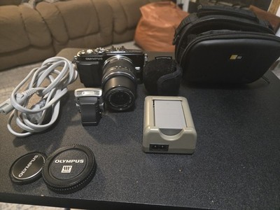 Olympus Pen Lite E-PL5 16.0MP Mirrorless Camera w/ 14-42mm Lens Flash Ex Battery
