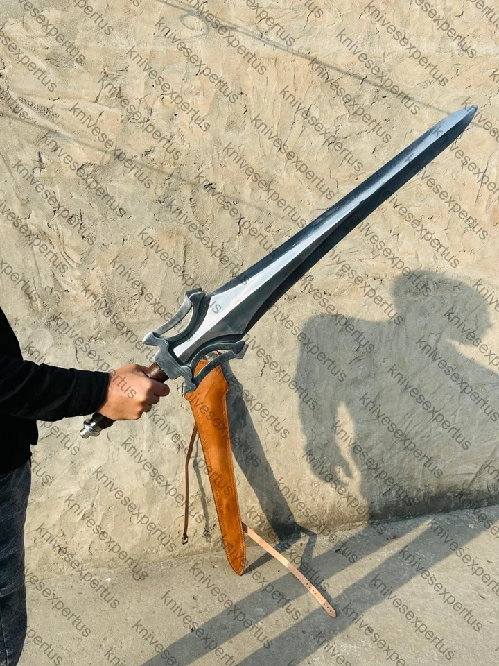 Masters Of The Universe HeMan Power Sword New Version 2026 Battle Ready Sword - Image 3 of 4