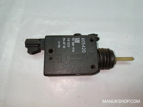 Stellmotor Heckklappe Zentralverriegelung Opel Astra G 605420 90589918 1101215