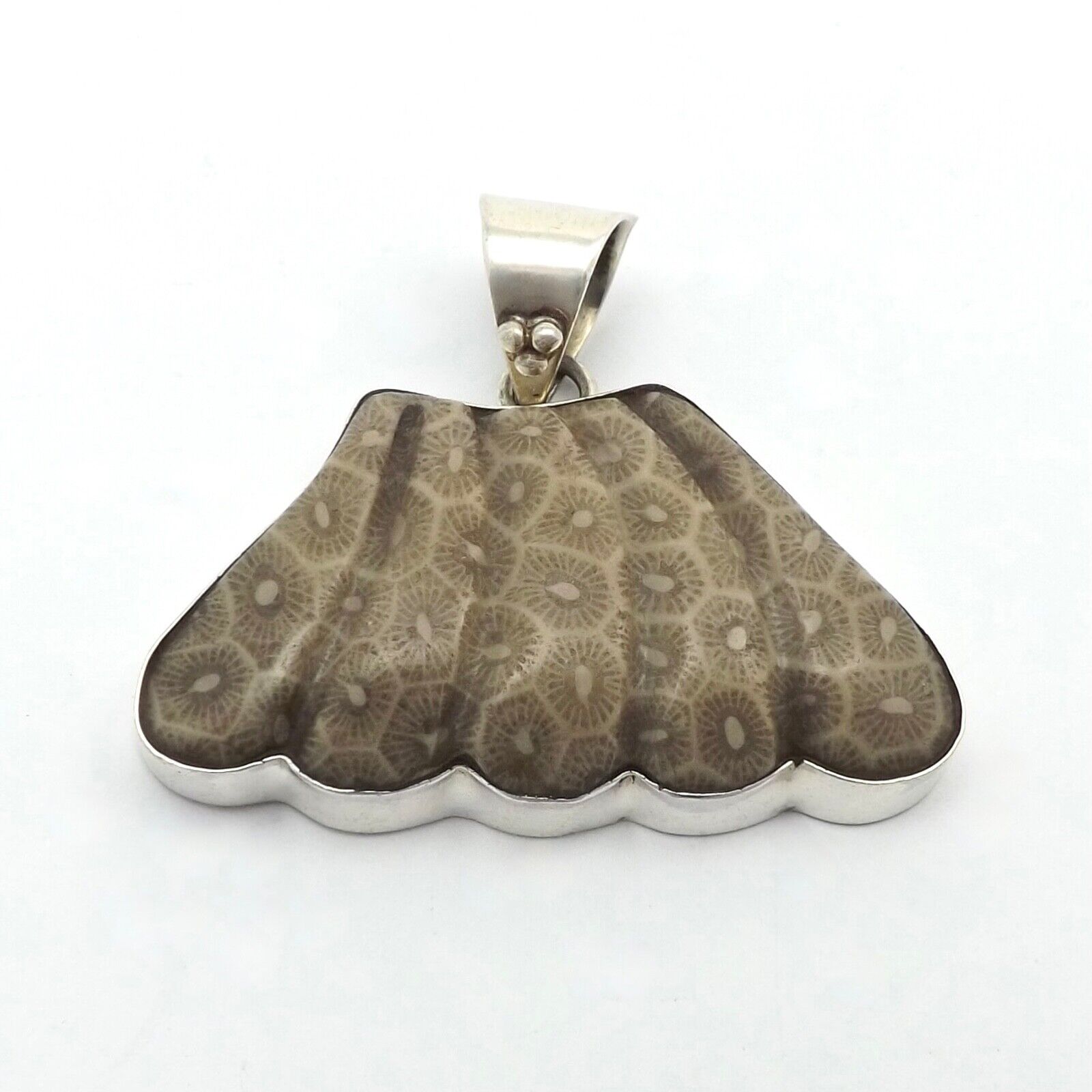 Vintage Sterling Silver Fossil Coral Fossilized Fan Whale Tail Charm Pendant Krajowe tanie