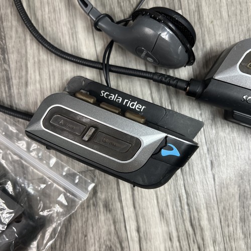 Scala Rider G4 PowerSet - Bike-to-Bike Intercom - up to 1 mile, 2 Headsets - Picture 3 of 16