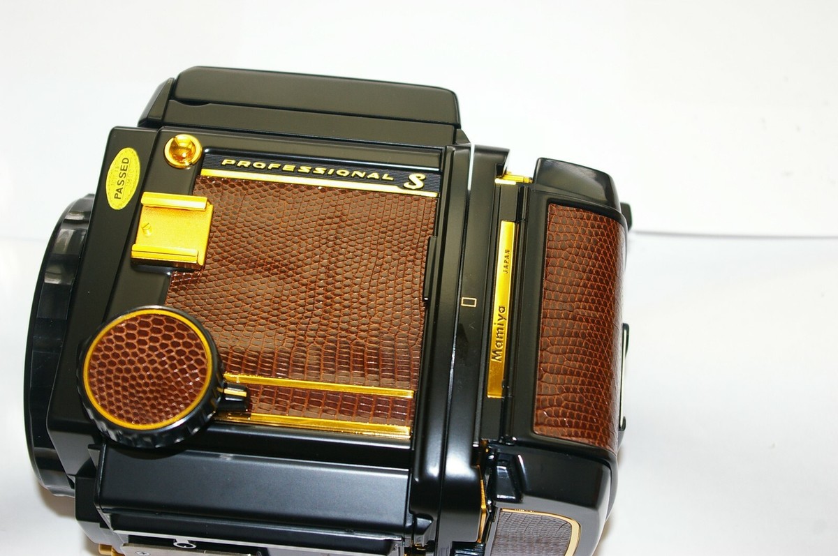 Mamiya RB67 Pro S NEW Gold Lizard camera Sekor C 90mm 3.8 Mamiya RB67 Pro S NEW Gold Lizard camera Sekor C 90mm 3.8
