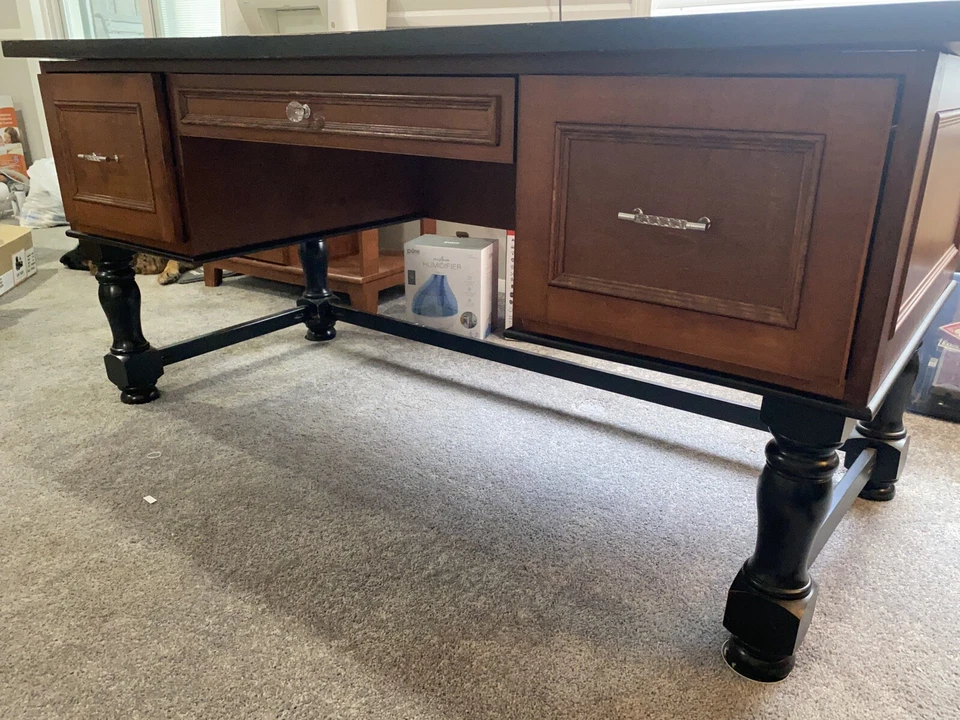 Custom Maple wood Executive Desk - Image 2 of 4