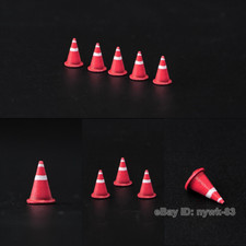 10X 1/64 Scene Model Traffic Cone Barrier Bucket Miniatures Figure For Car Toys