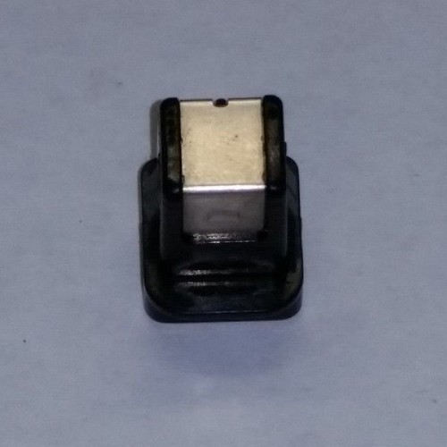 GEO TRACKER SUZUKI SIDEKICK SAMURAI CONSOLE LID LATCH GREAT CONDITION - Picture 3 of 4